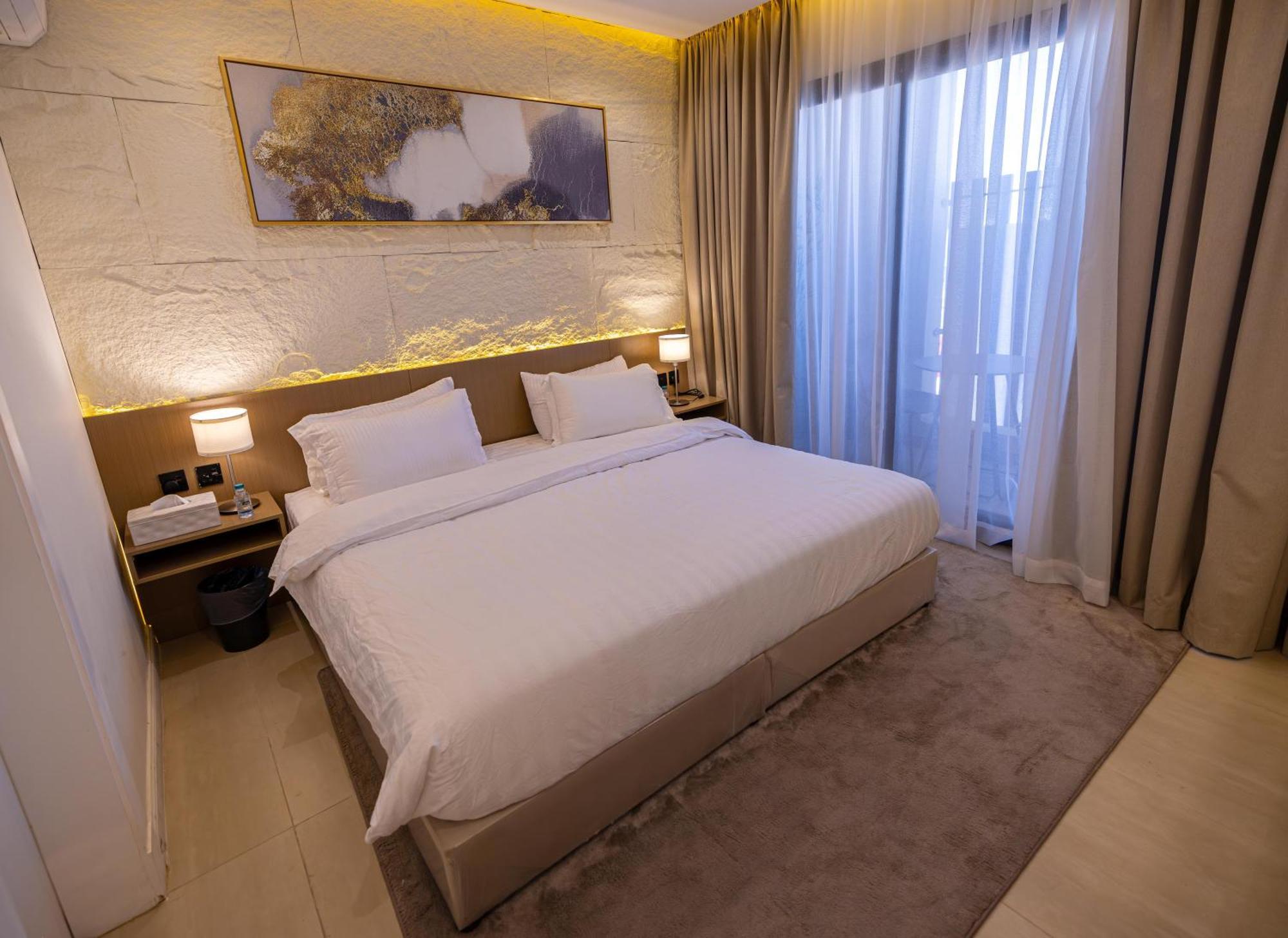 Luxury - Narjis Pangsapuri *