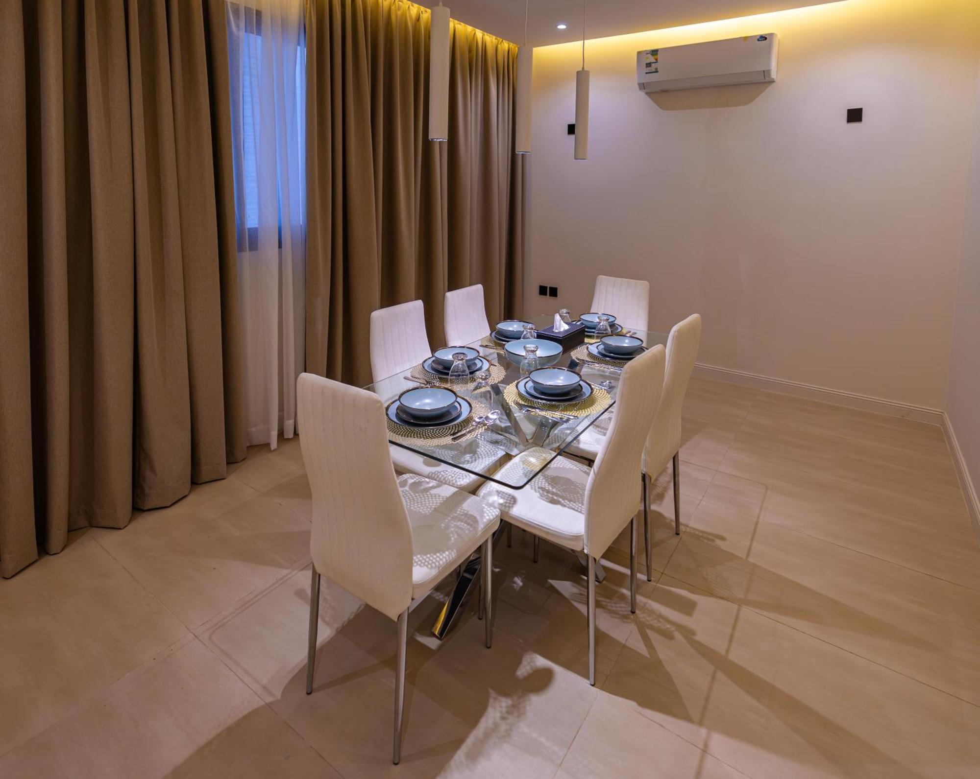 Pangsapuri Luxury - Narjis *